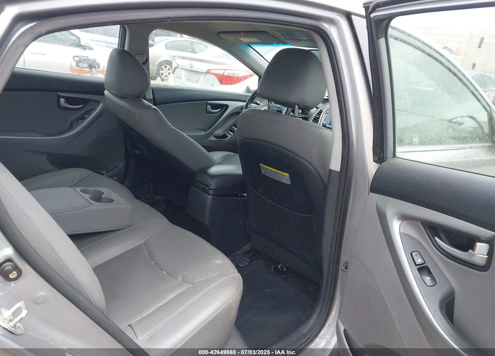 2015 HYUNDAI ELANTRA VIN: KMHDH4AE3FU456101