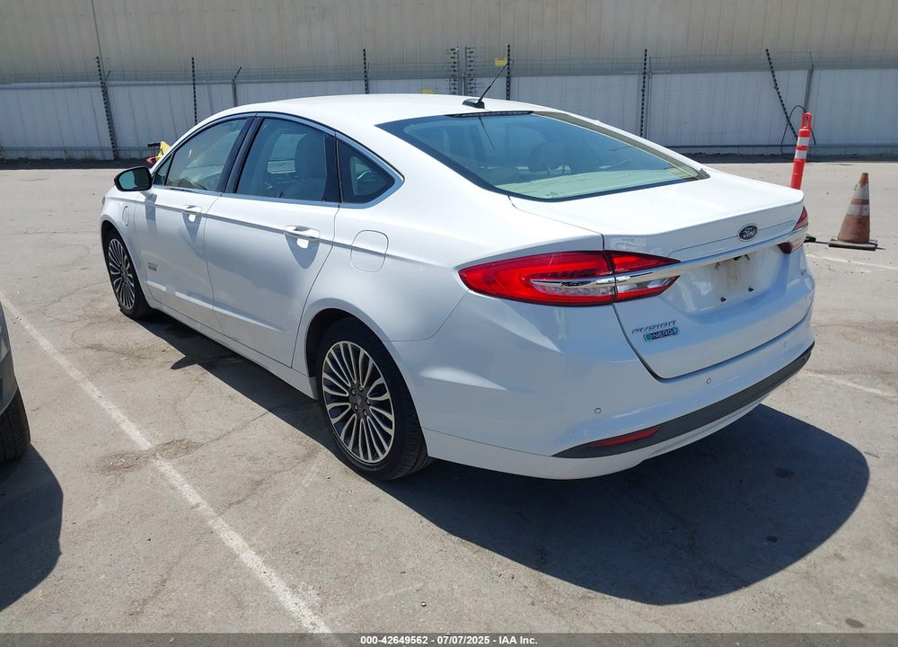2018 FORD FUSION ENERGI VIN: 3FA6P0PUXJR143267