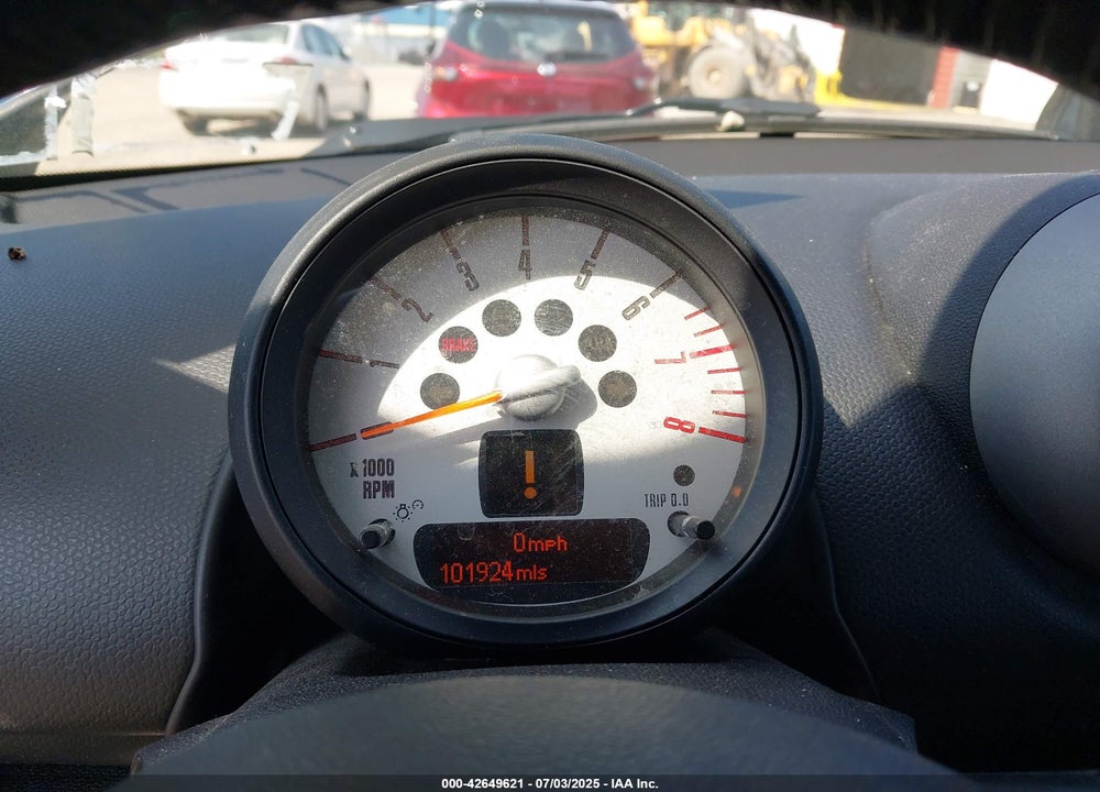 2011 MINI COOPER S VIN: WMWZC5C57BWM11279