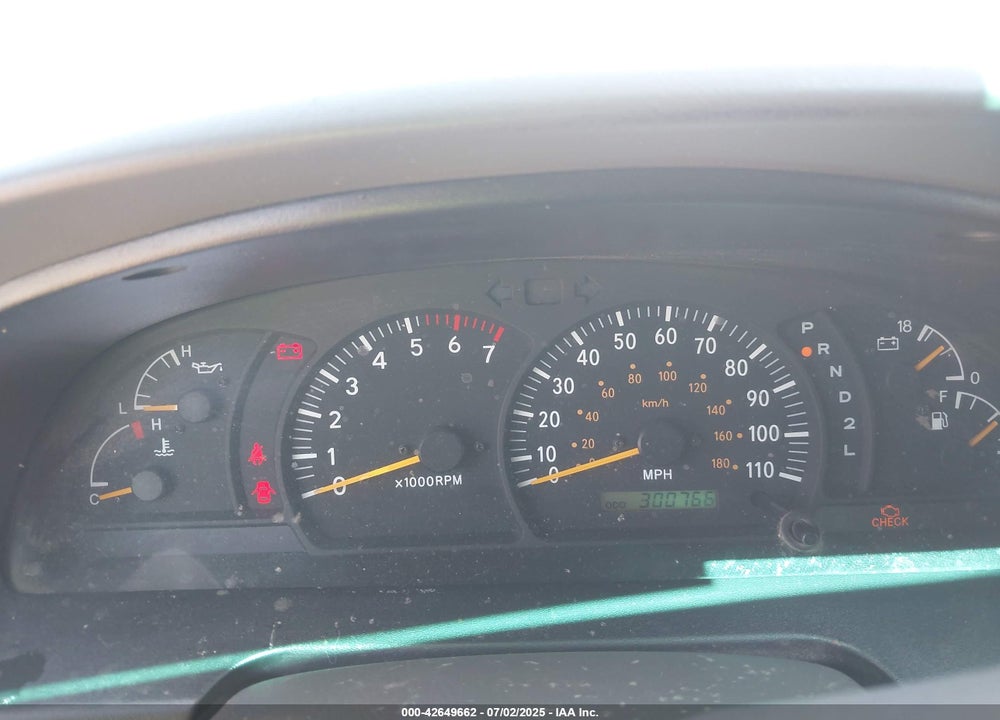 2001 TOYOTA TUNDRA SR5 V8 VIN: 5TBRT34161S163052