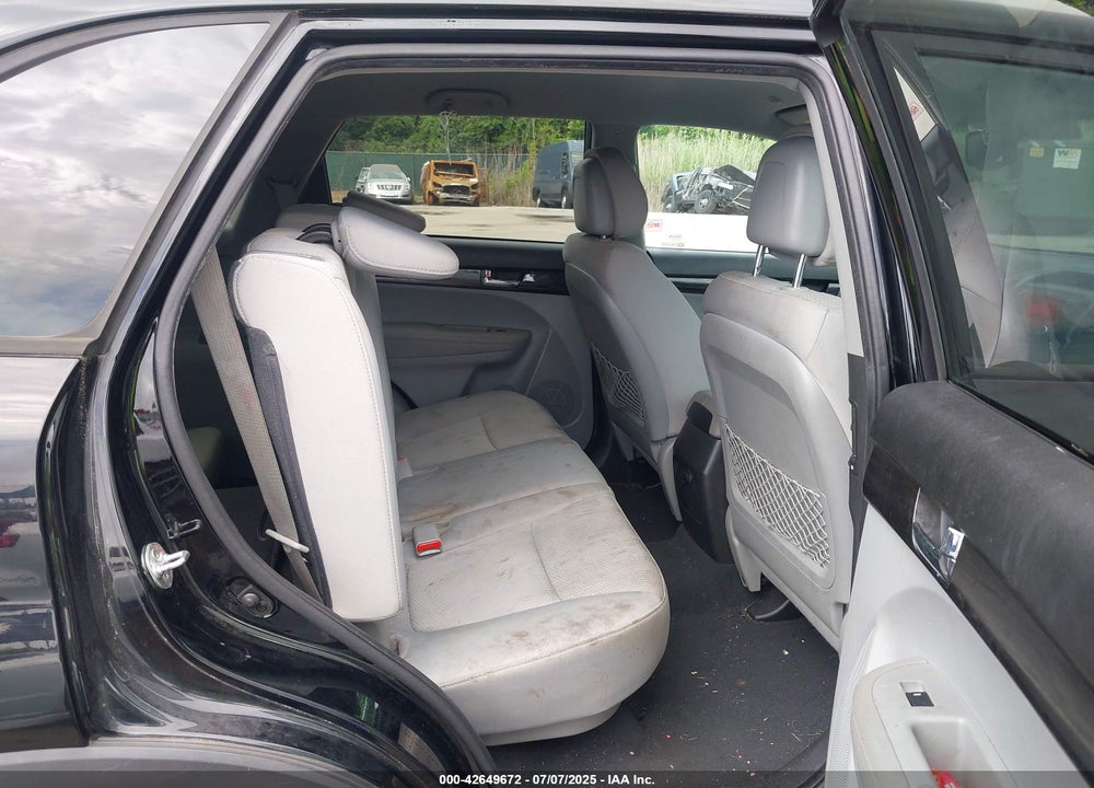 2012 KIA SORENTO VIN: 5XYKT4A67CG190808