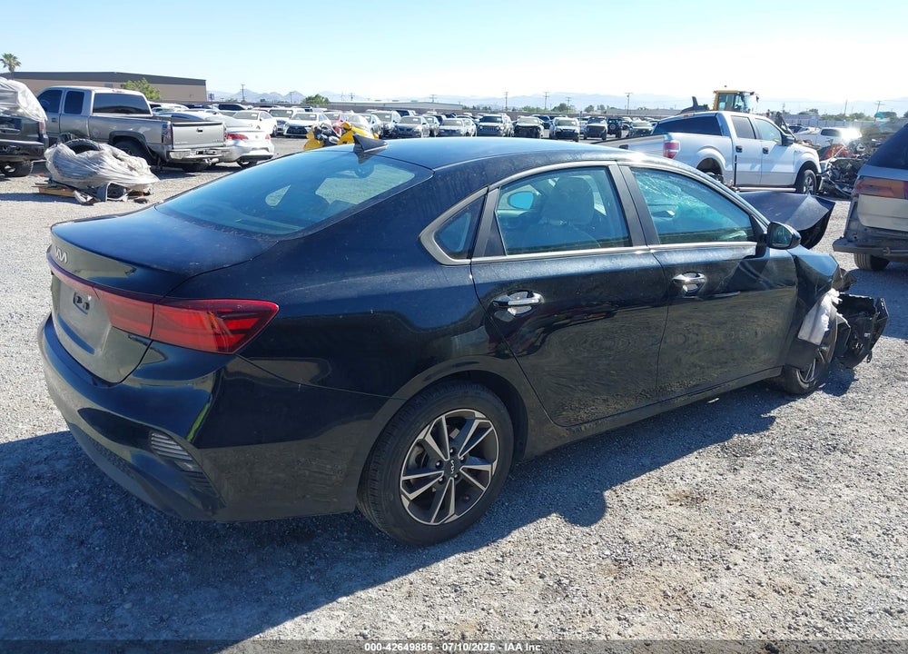 2023 KIA FORTE VIN: 3KPF24AD6PE618342