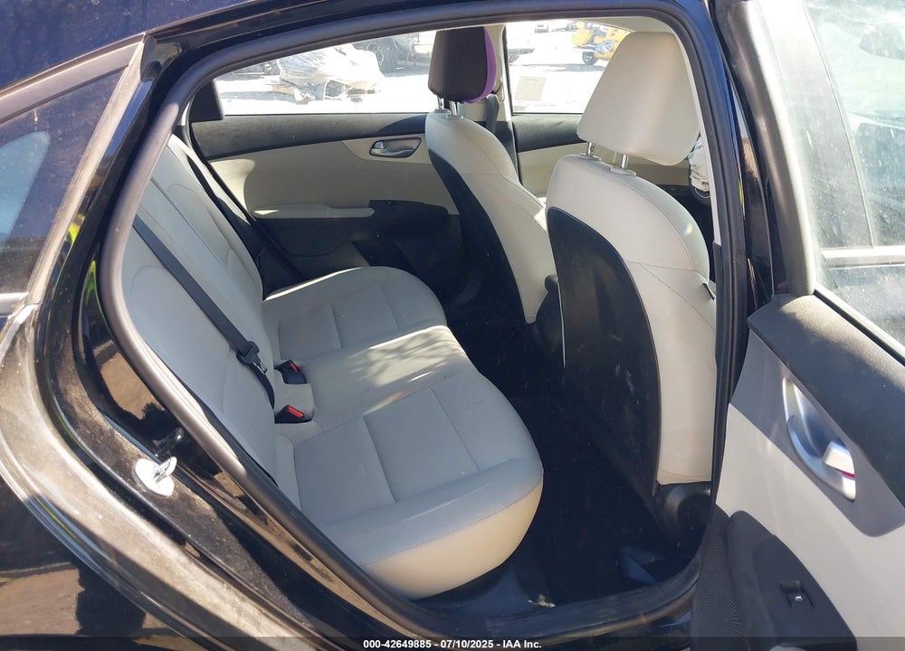 2023 KIA FORTE VIN: 3KPF24AD6PE618342