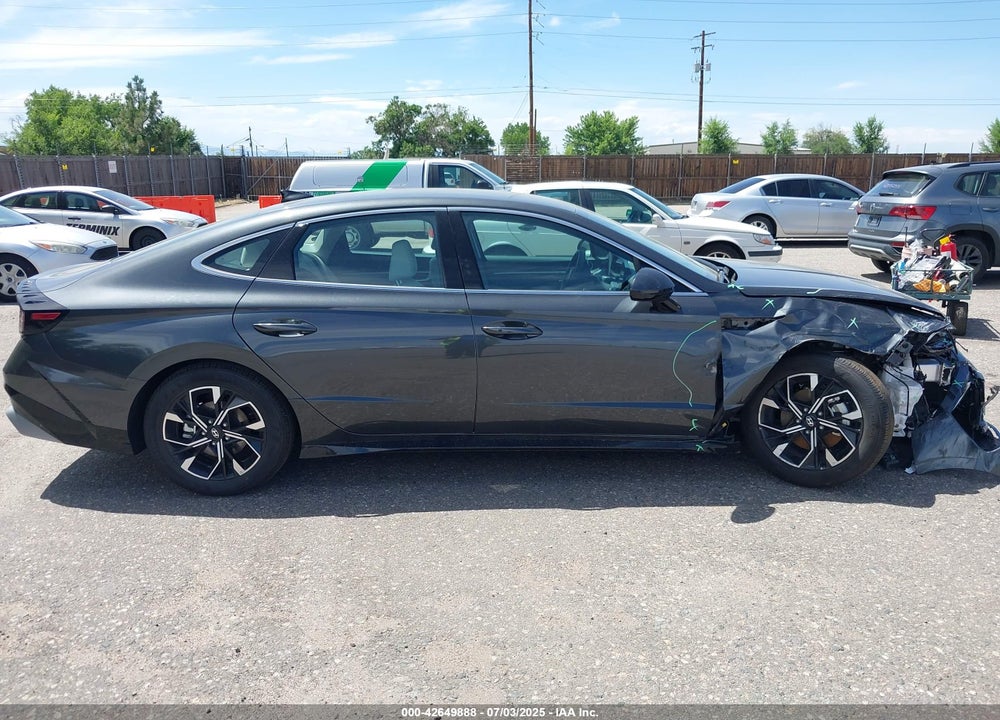 2025 HYUNDAI SONATA VIN: KMHL64JA7SA474062