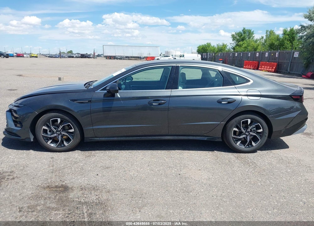 2025 HYUNDAI SONATA VIN: KMHL64JA7SA474062