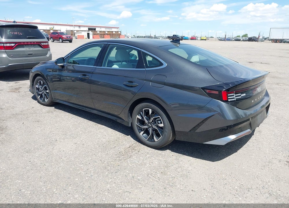 2025 HYUNDAI SONATA VIN: KMHL64JA7SA474062