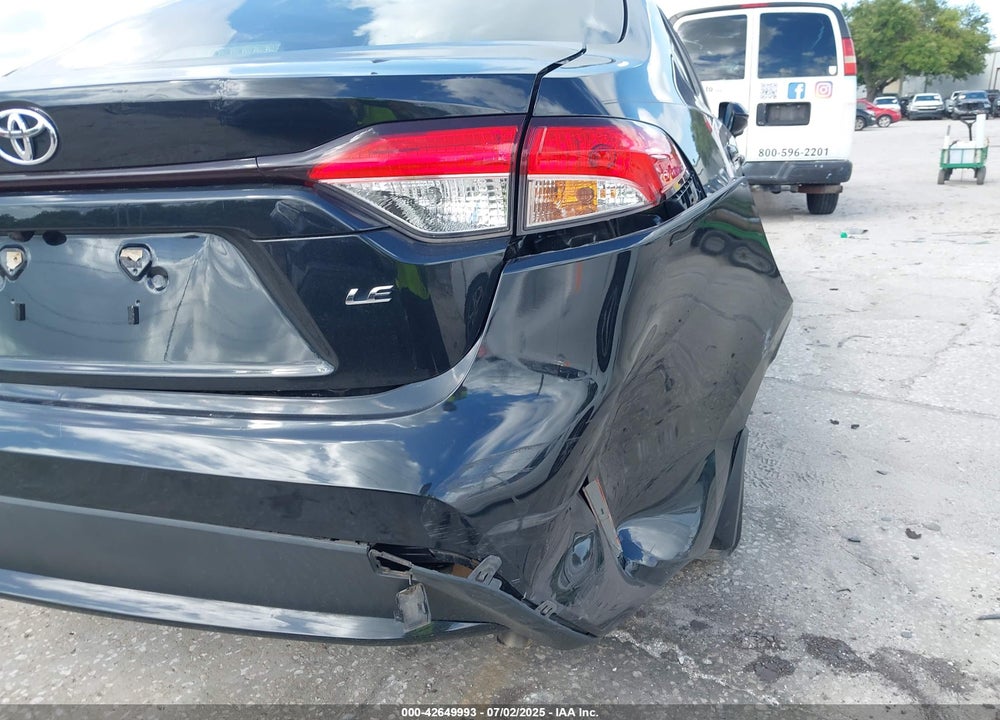 2020 TOYOTA COROLLA LE VIN: JTDEPRAE4LJ112203
