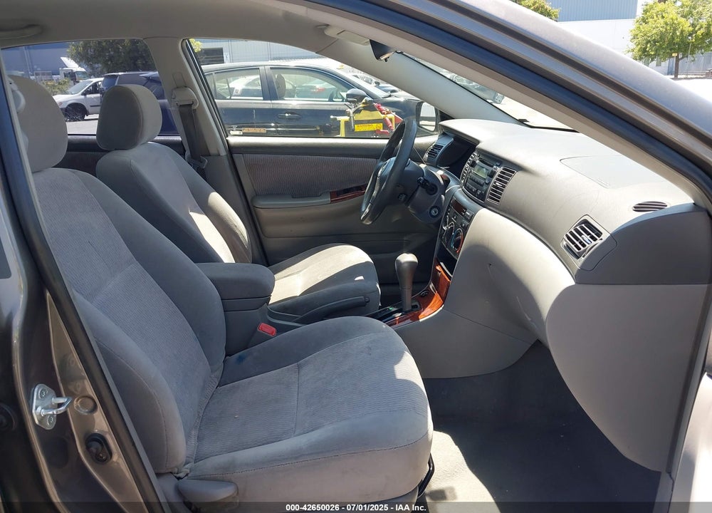 2005 TOYOTA COROLLA LE VIN: 1NXBR32E75Z424893