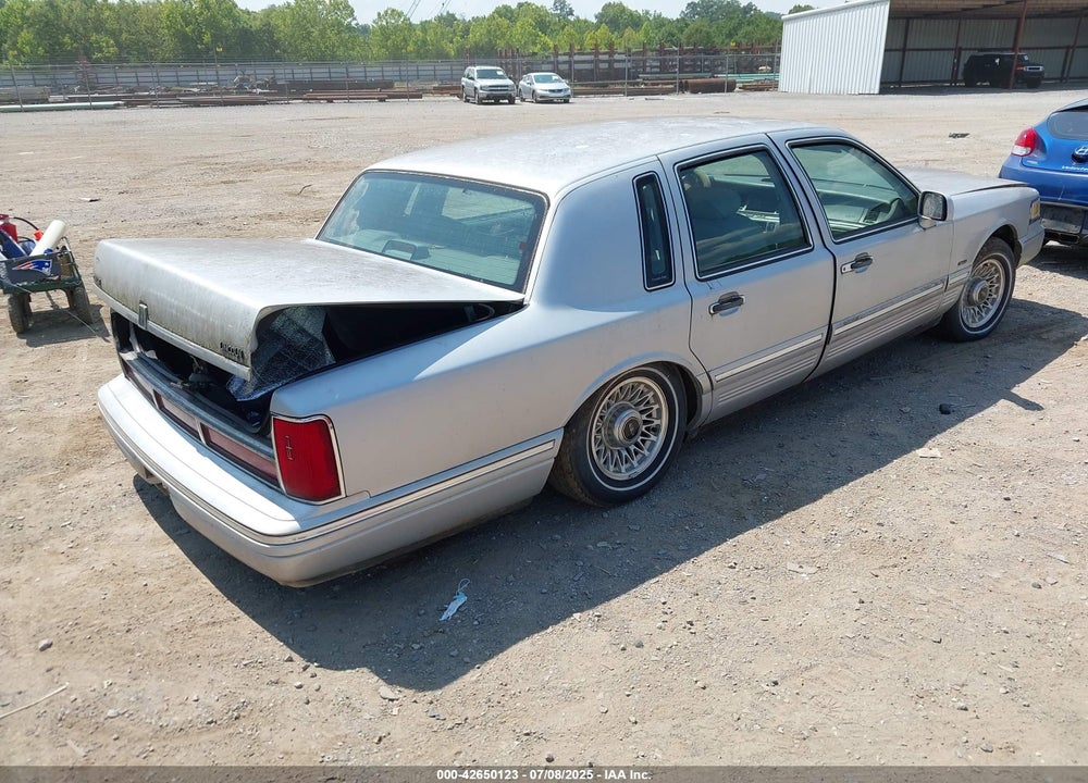 1995 LINCOLN TOWN CAR EXECUTIVE VIN: 1LNLM81W2SY751071