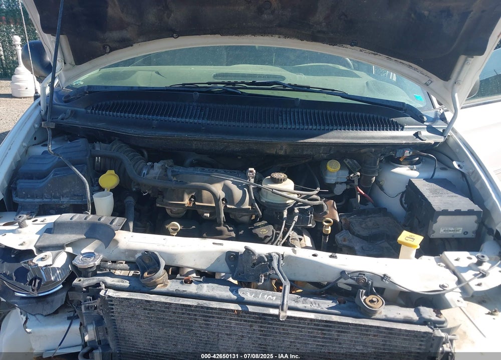 2005 CHRYSLER TOWN & COUNTRY VIN: 2C4GP64L15R117214
