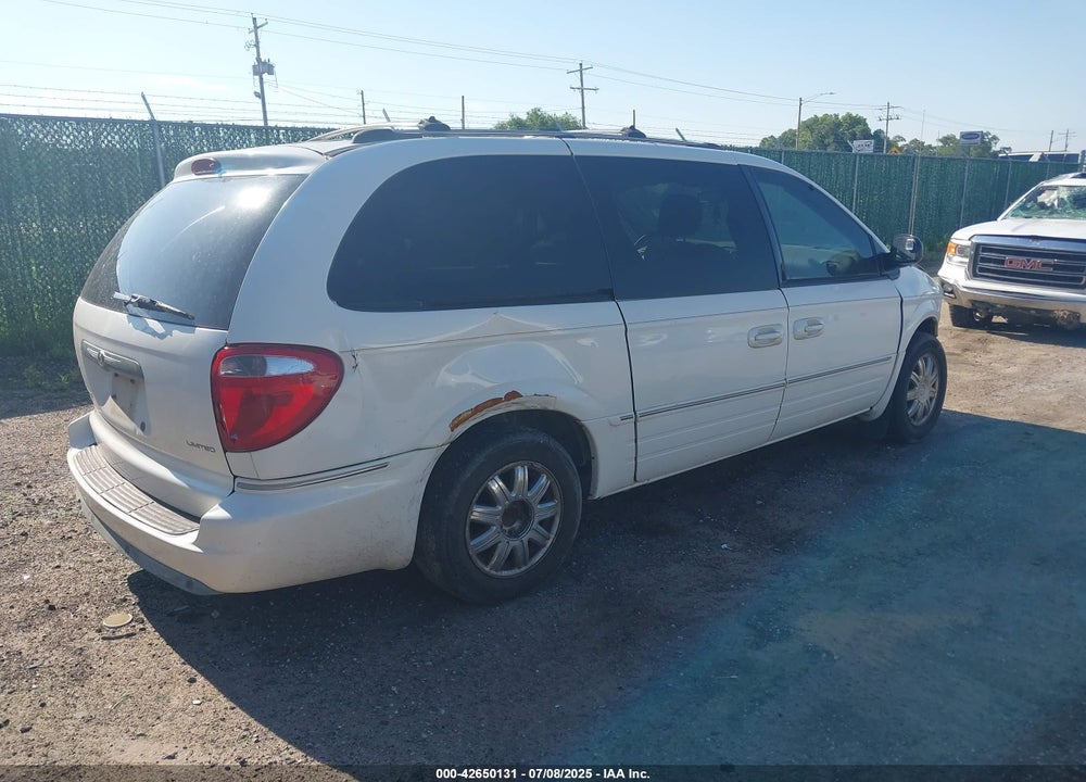 2005 CHRYSLER TOWN & COUNTRY VIN: 2C4GP64L15R117214