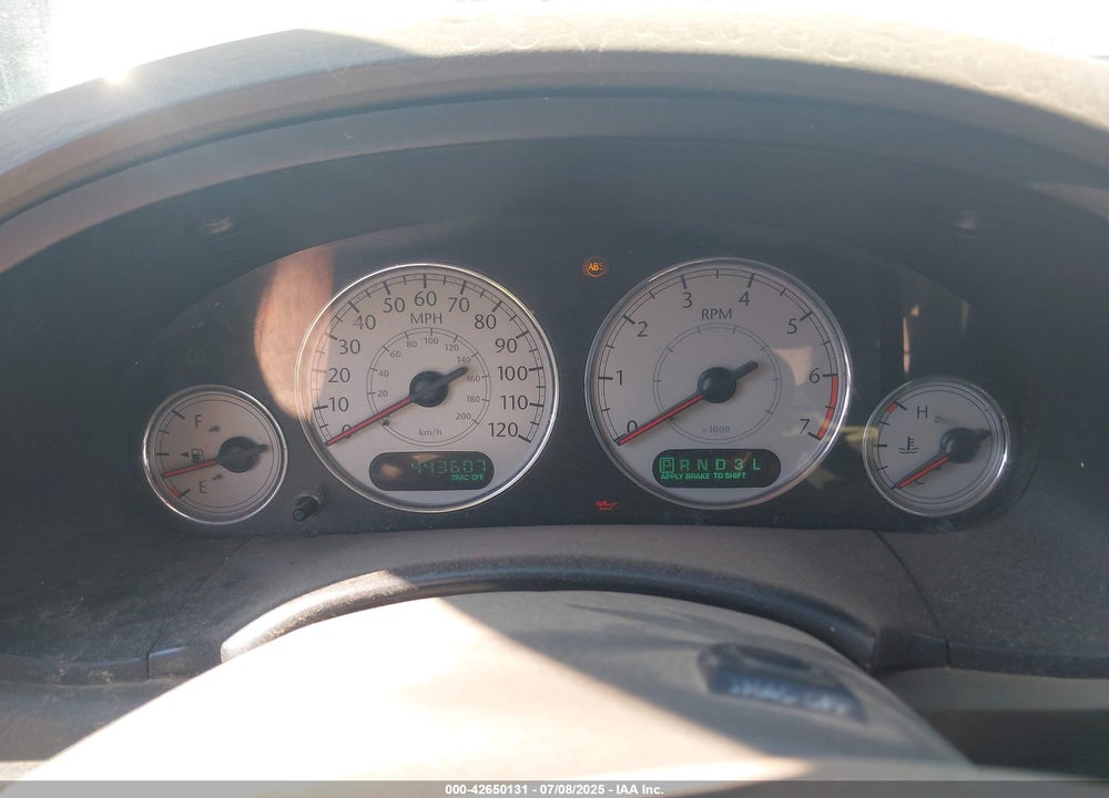 2005 CHRYSLER TOWN & COUNTRY VIN: 2C4GP64L15R117214