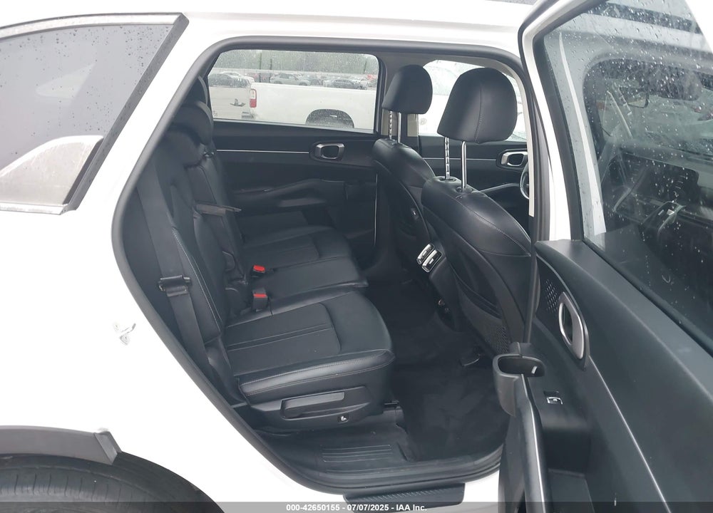 2021 KIA SORENTO VIN: 5XYRLDLC6MG003724