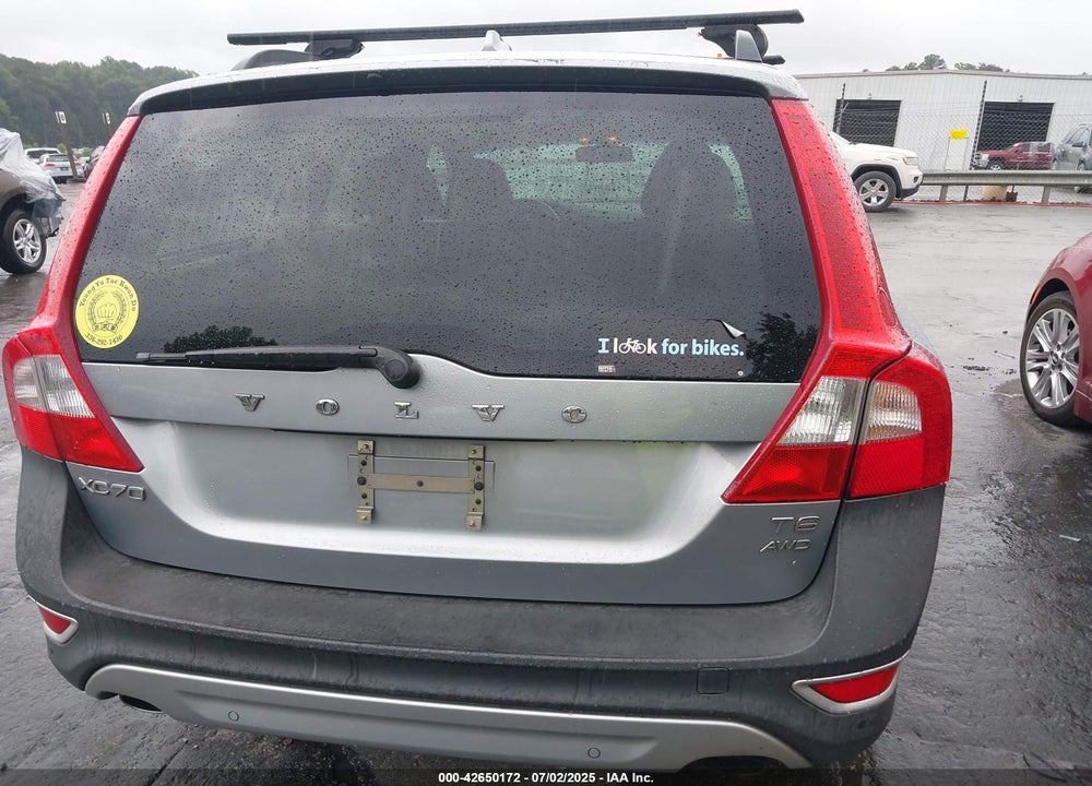 2011 VOLVO XC70 VIN: YV4902BZ8B1113686