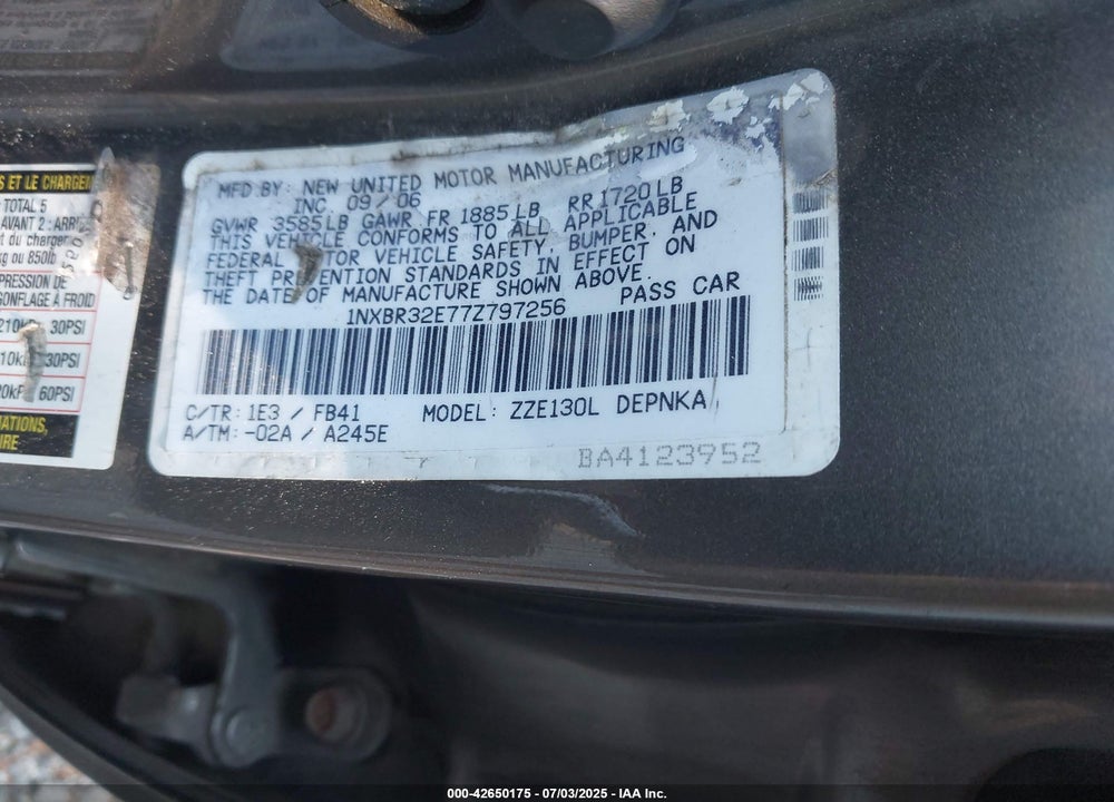 2007 TOYOTA COROLLA LE VIN: 1NXBR32E77Z797256