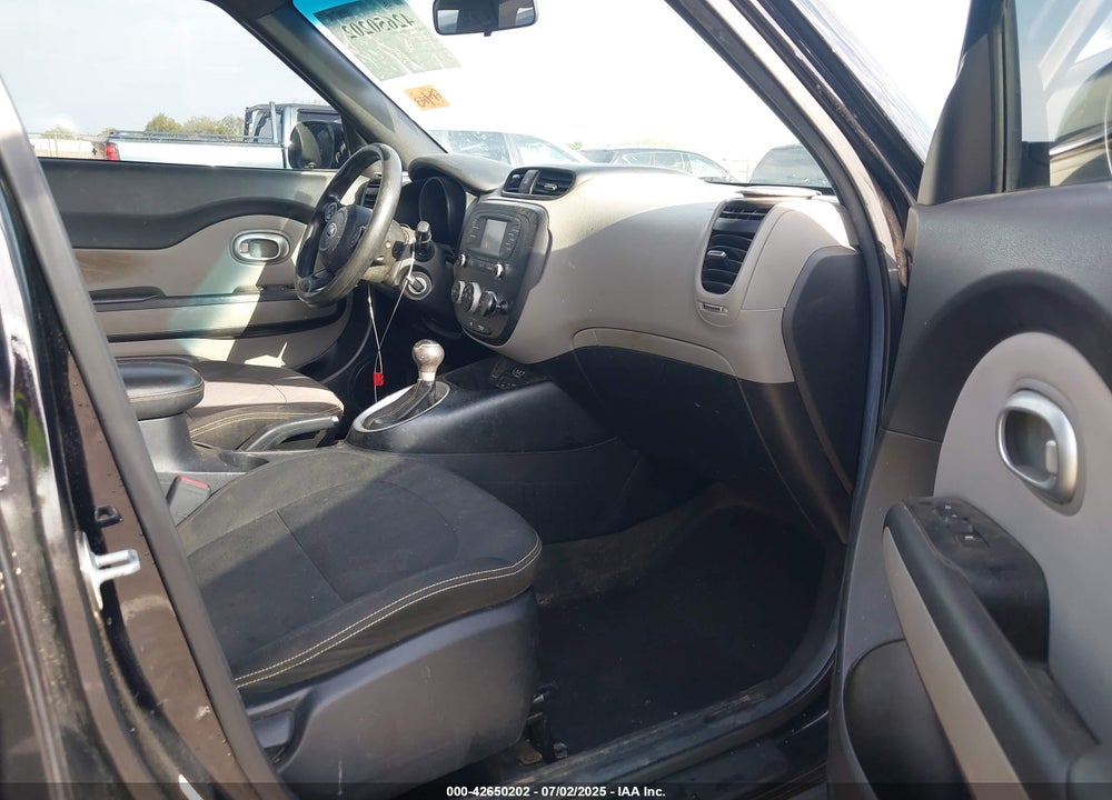 2014 KIA SOUL + VIN: KNDJP3A51E7036029