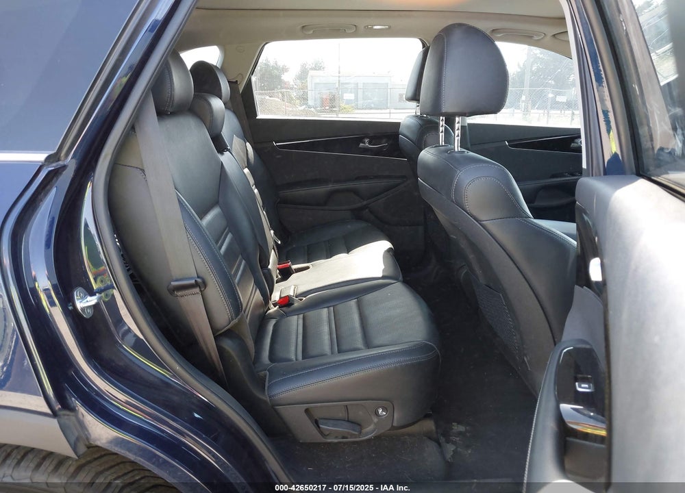2020 KIA SORENTO VIN: 5XYPHDA53LG672447