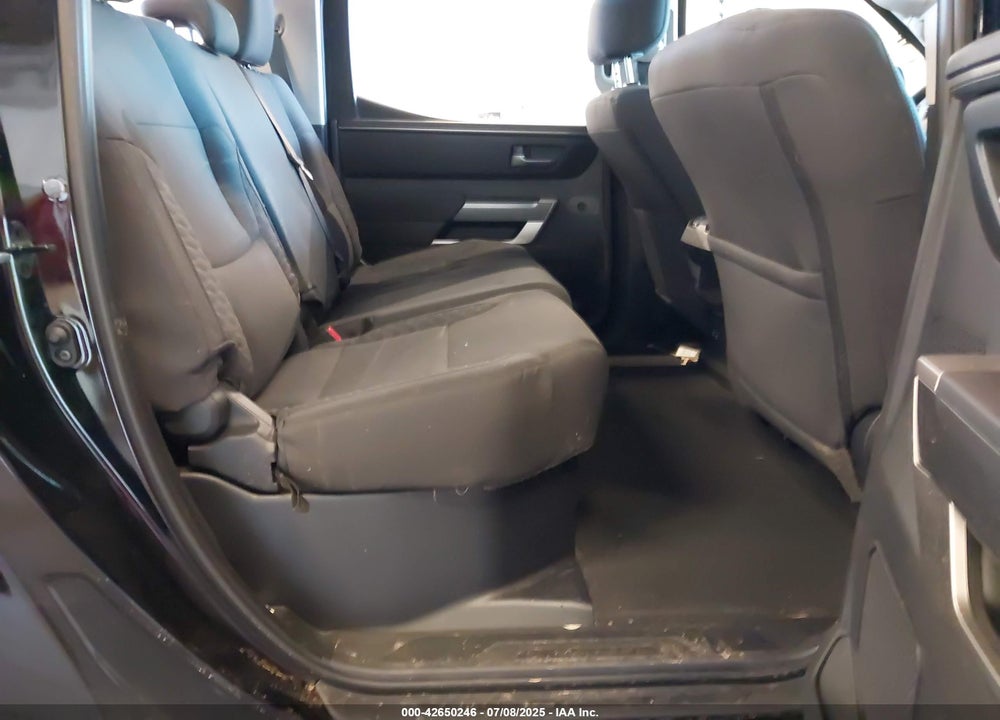 2024 TOYOTA TUNDRA SR5 4WD VIN: 5TFLA5EC4RX033260