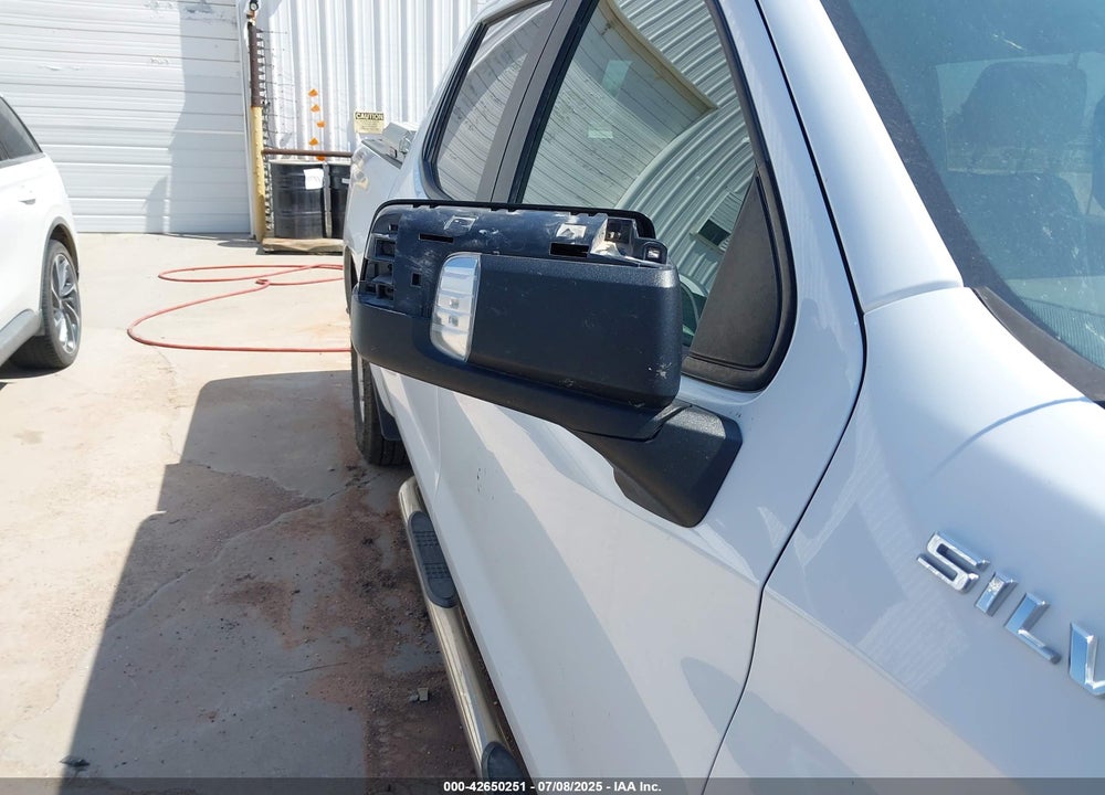 2019 CHEVROLET SILVERADO 1500 LT VIN: 1GCUYDED8KZ155567