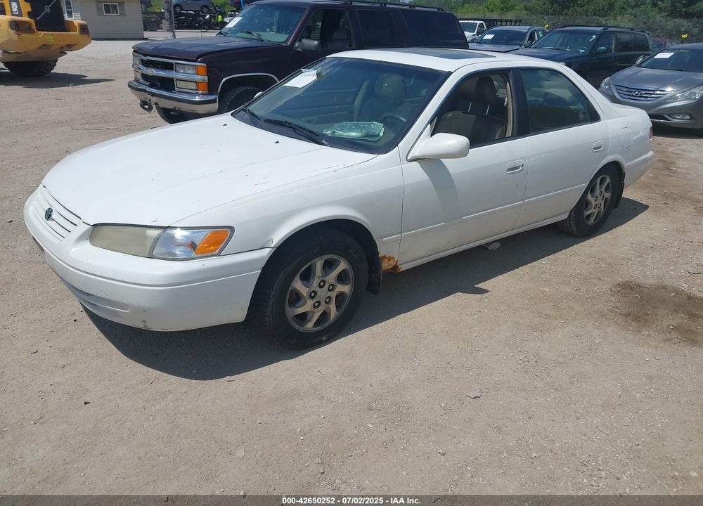 1998 TOYOTA CAMRY VIN: 4T1BF28K7WU070231
