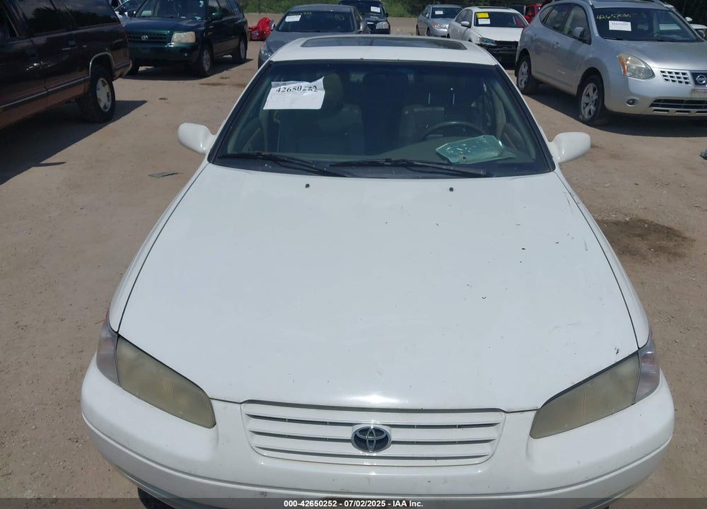 1998 TOYOTA CAMRY VIN: 4T1BF28K7WU070231