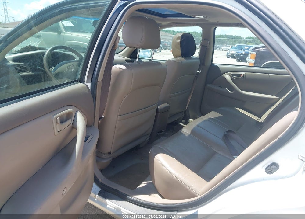 1998 TOYOTA CAMRY VIN: 4T1BF28K7WU070231