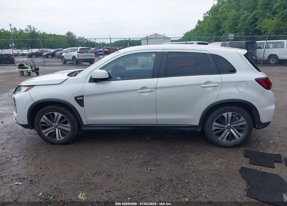 2021 MITSUBISHI OUTLANDER SPORT VIN: JA4APUAU3MU032040