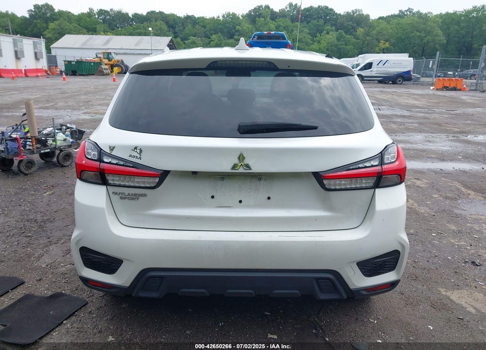2021 MITSUBISHI OUTLANDER SPORT VIN: JA4APUAU3MU032040