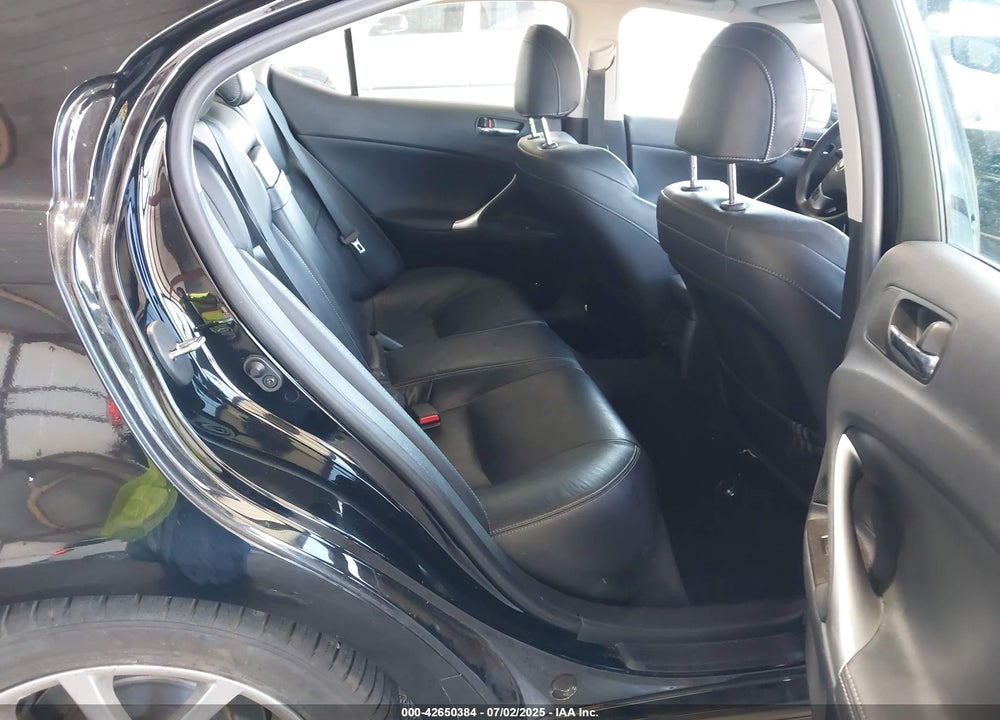 2011 LEXUS IS250 VIN: JTHBF5C24B5131003