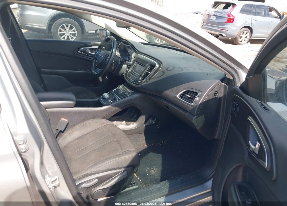 2017 CHRYSLER 200 TOURING VIN: 1C3CCCFB0HN501231