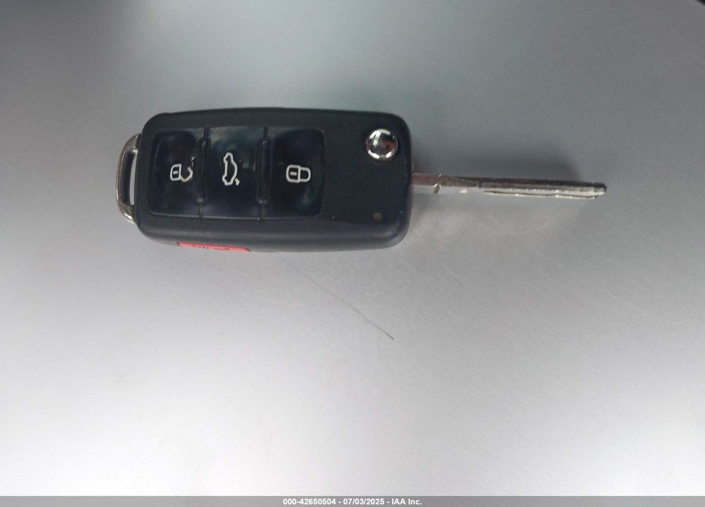 2011 VOLKSWAGEN JETTA VIN: 3VWBX7AJ2BM393579
