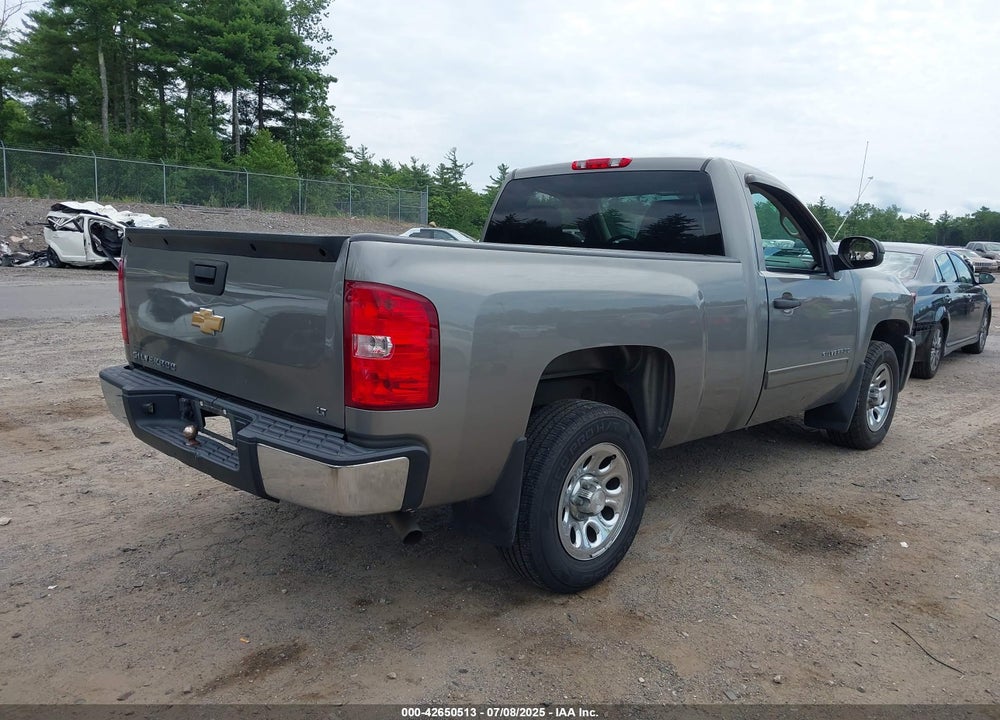 2013 CHEVROLET SILVERADO 1500 VIN: 1GCNCSEA8DZ352108