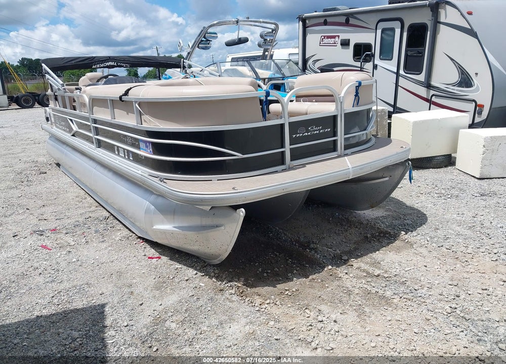 2017 SUNTRACKER OTHER VIN: BUJ36470G617