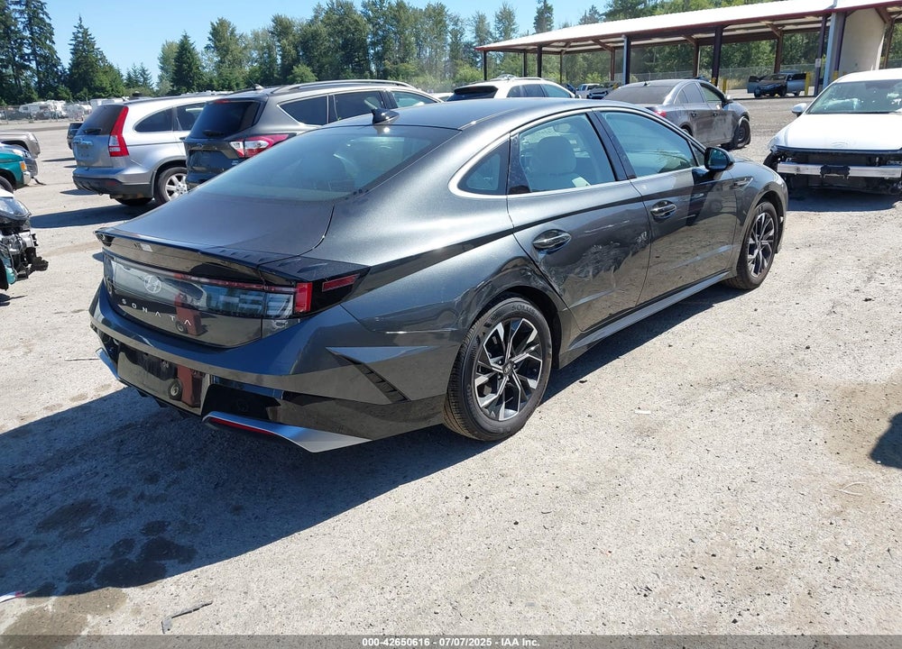 2025 HYUNDAI SONATA VIN: KMHL64JA8SA478444