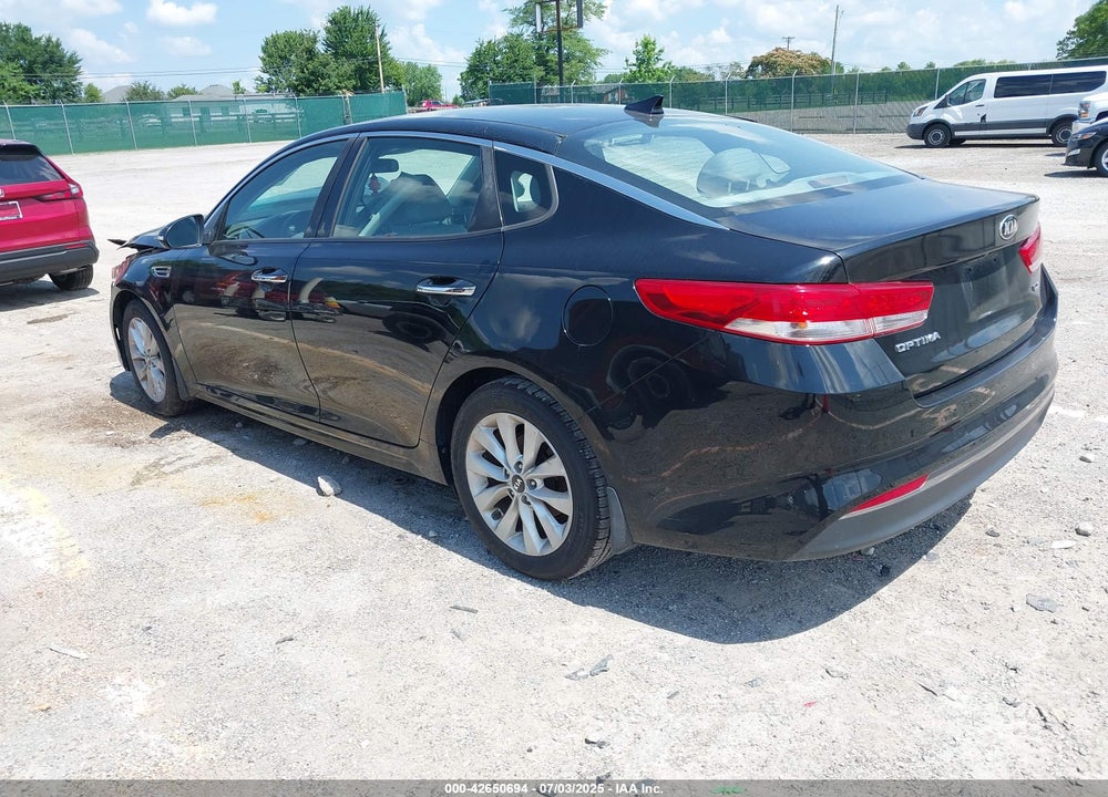 2016 KIA OPTIMA VIN: 5XXGU4L3XGG053944
