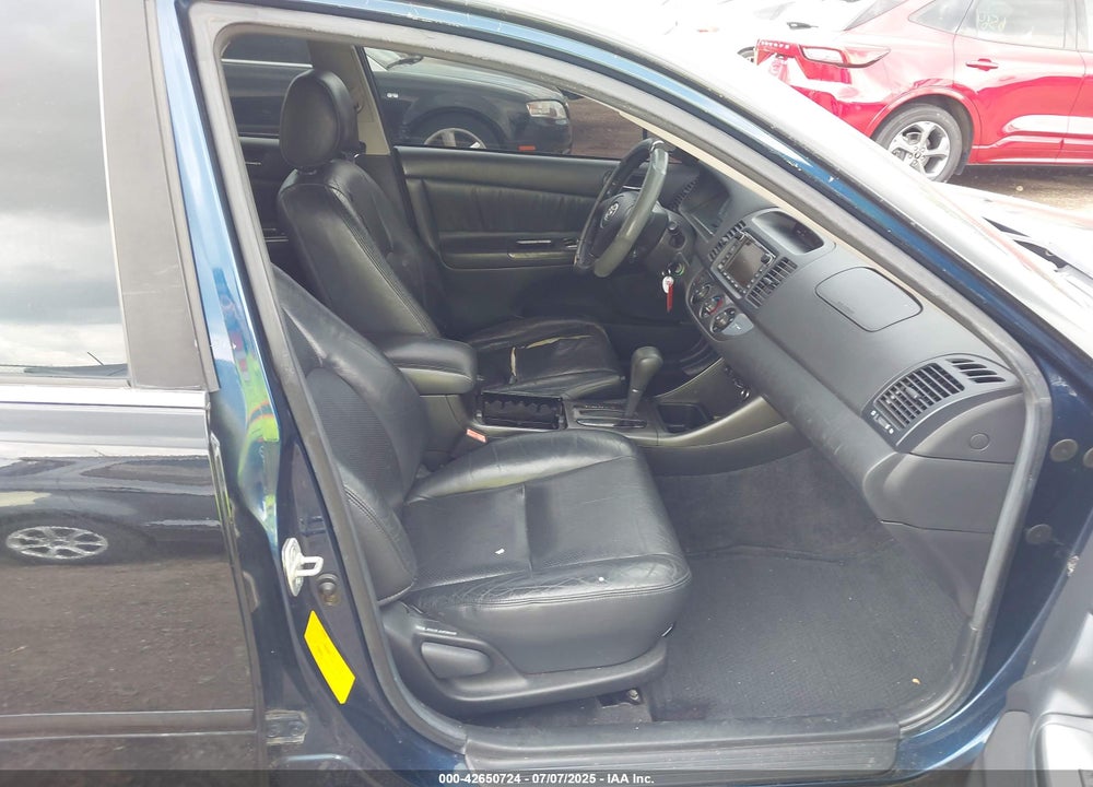 2003 TOYOTA CAMRY SE V6 VIN: JTDBF30K330108563
