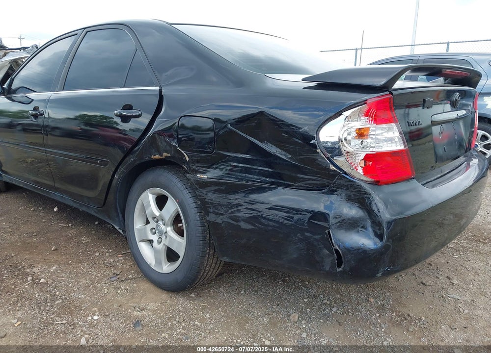 2003 TOYOTA CAMRY SE V6 VIN: JTDBF30K330108563