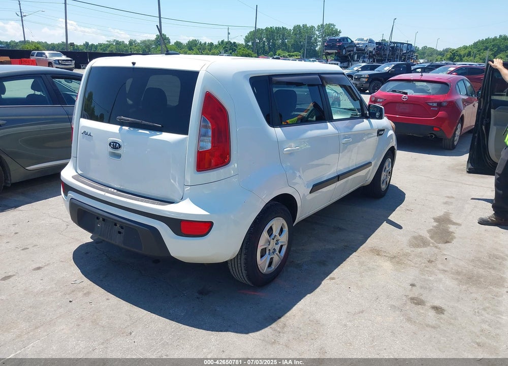 2012 KIA SOUL VIN: KNDJT2A58C7427052