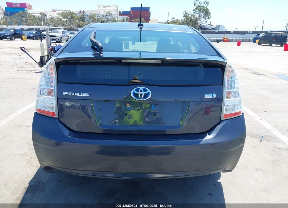 2011 TOYOTA PRIUS FOUR VIN: JTDKN3DU5B1386856