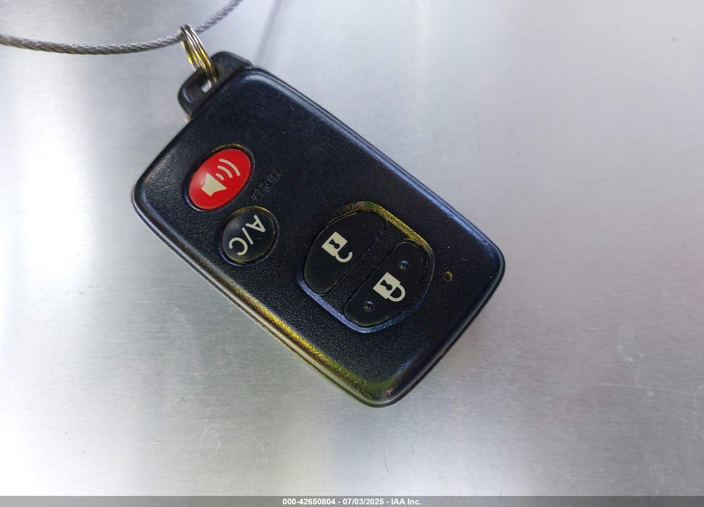 2011 TOYOTA PRIUS FOUR VIN: JTDKN3DU5B1386856