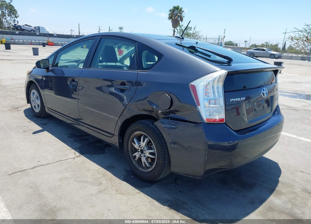 2011 TOYOTA PRIUS FOUR VIN: JTDKN3DU5B1386856