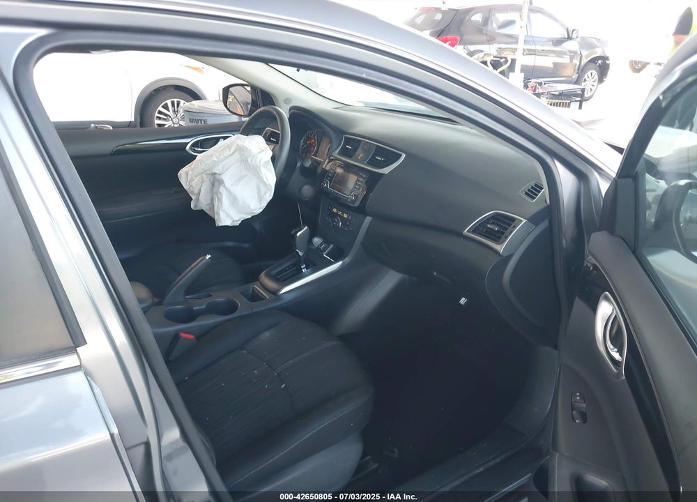 2018 NISSAN SENTRA VIN: 3N1AB7AP2JL655271