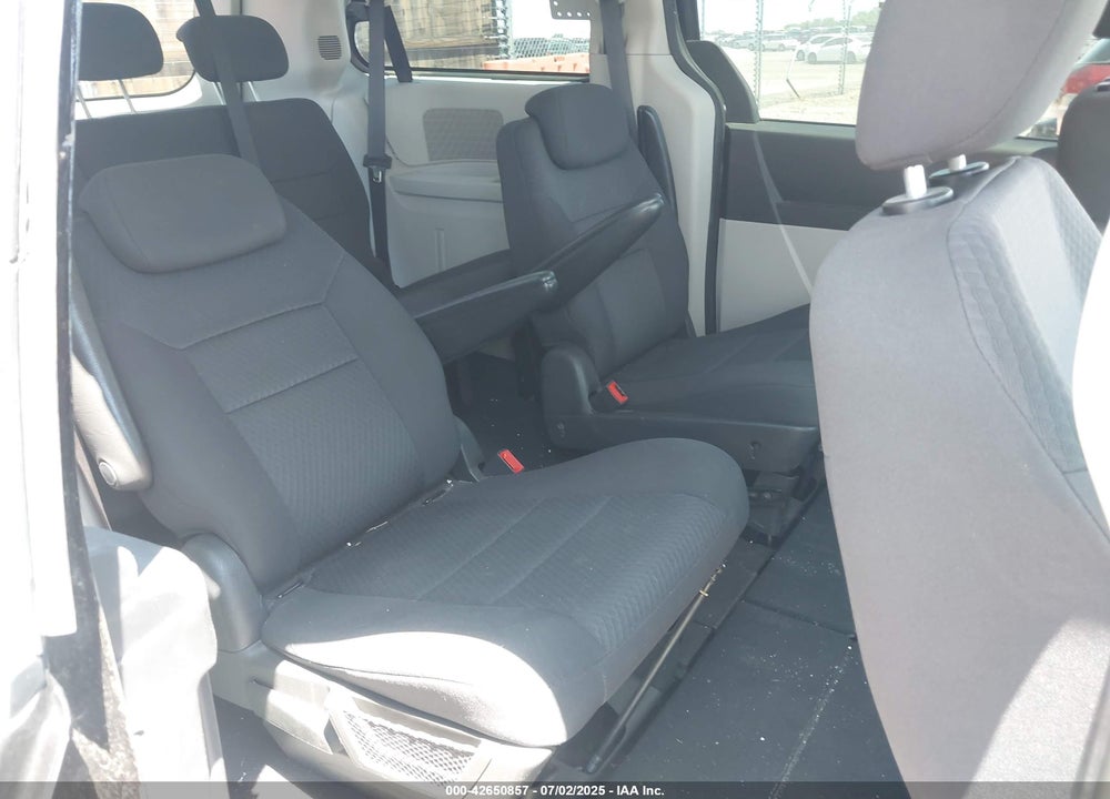 2010 DODGE GRAND CARAVAN VIN: 2D4RN4DE4AR273426