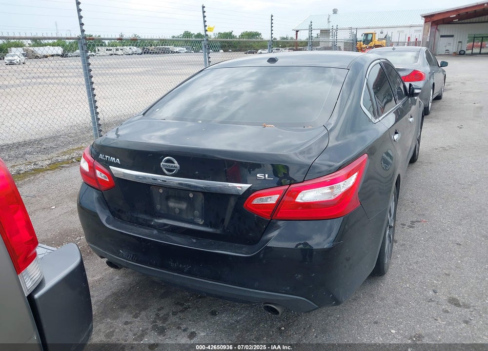 2017 NISSAN ALTIMA VIN: 1N4AL3AP3HC185234