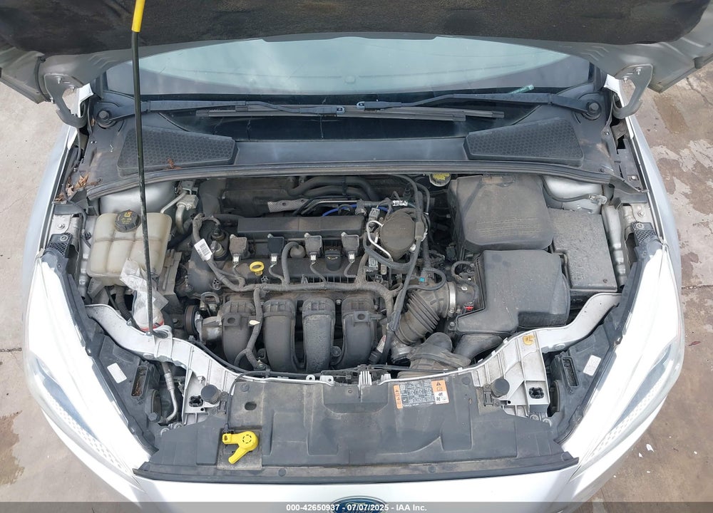 2015 FORD FOCUS VIN: 1FADP3E20FL368281