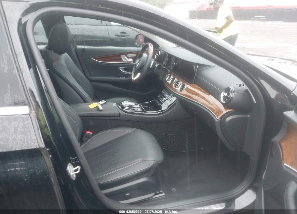 2018 MERCEDES-BENZ E-CLASS VIN: WDDZF4KB9JA383496