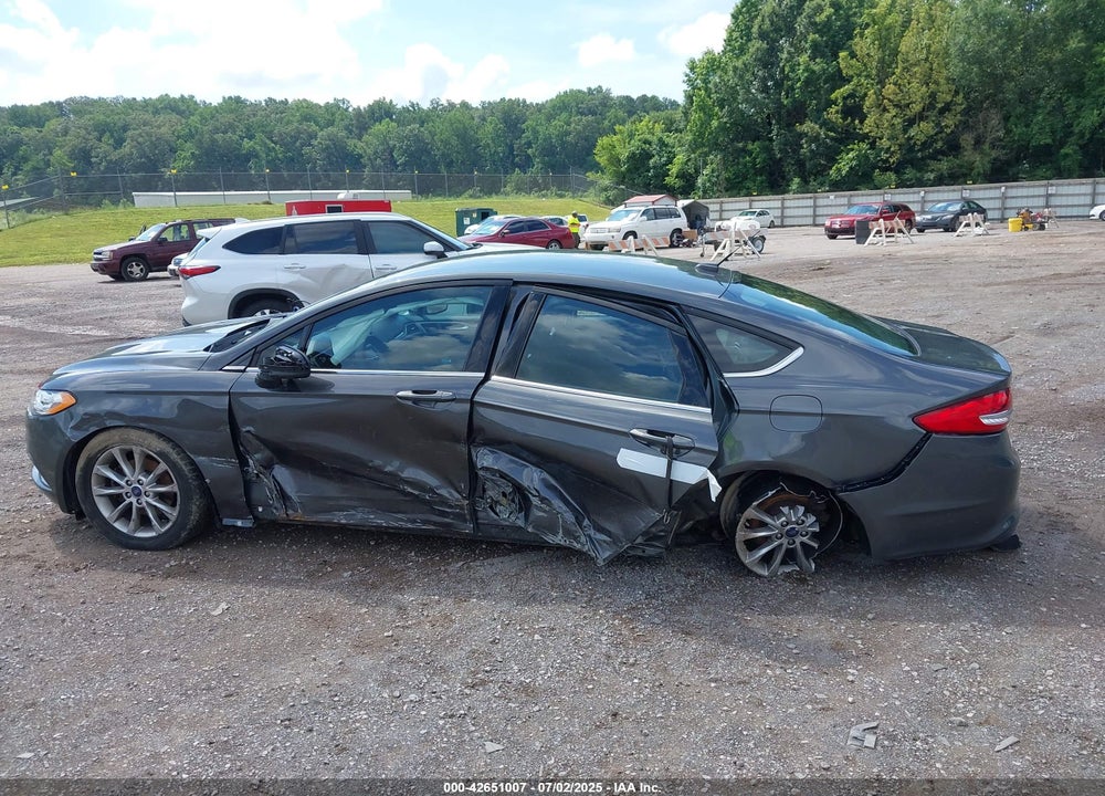 2017 FORD FUSION SE VIN: 3FA6P0H71HR200023