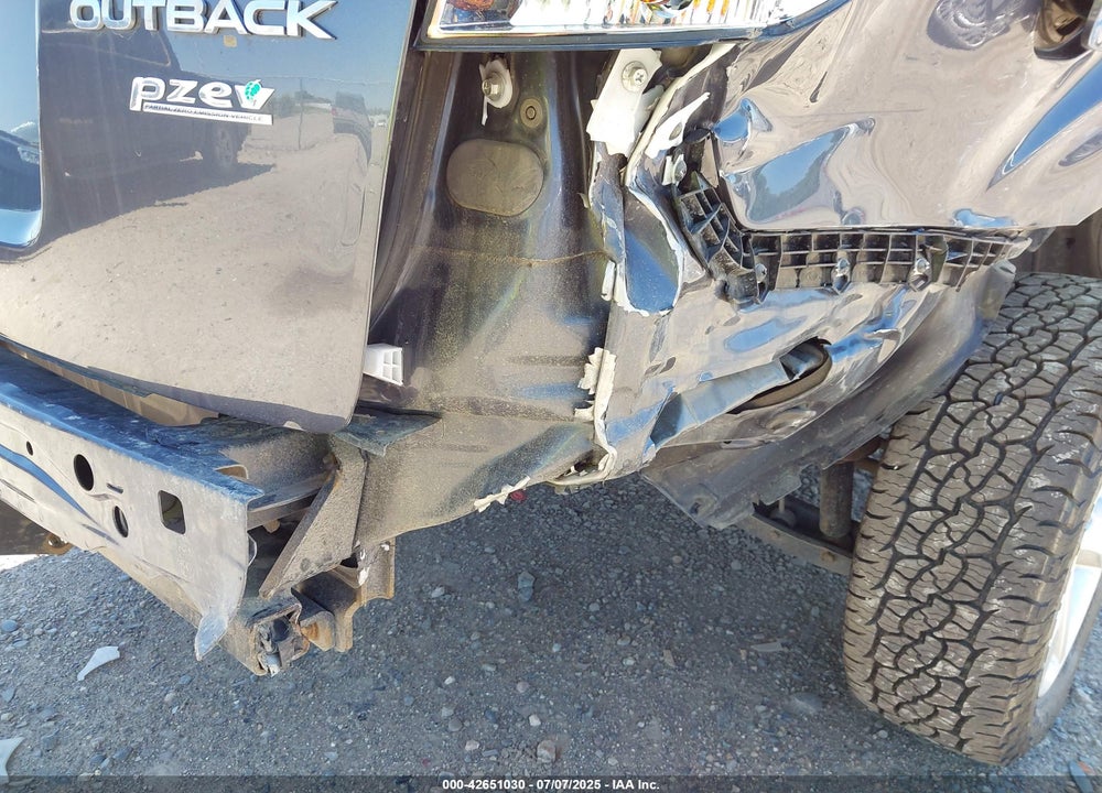 2014 SUBARU OUTBACK VIN: 4S4BRBLC1E3307372