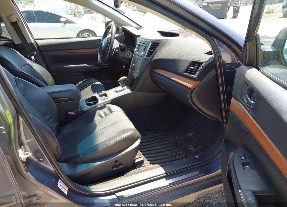 2014 SUBARU OUTBACK VIN: 4S4BRBLC1E3307372