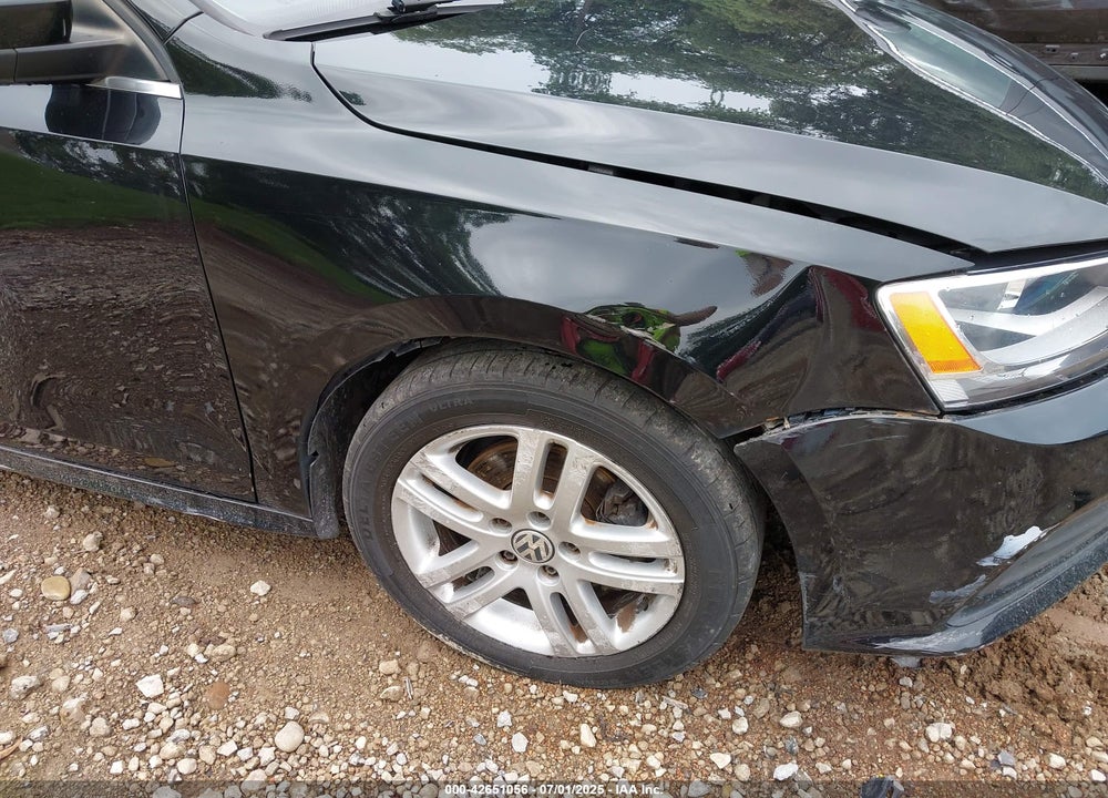2017 VOLKSWAGEN JETTA VIN: 3VW2B7AJ3HM303198